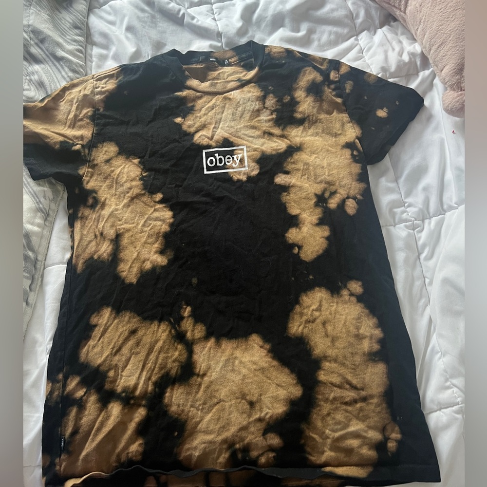 OBEY acid washed tee